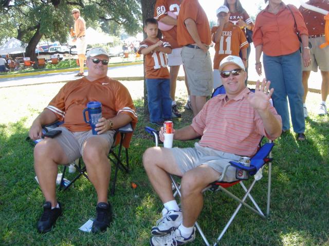 2004/10(Oct)/01(Tailgate-Missouri)/640x480_2004-10-16 13-45-45.JPG